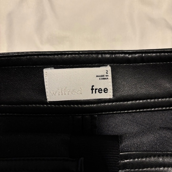 Aritzia Wilfred Pleather Skirt - Picture 3 of 5